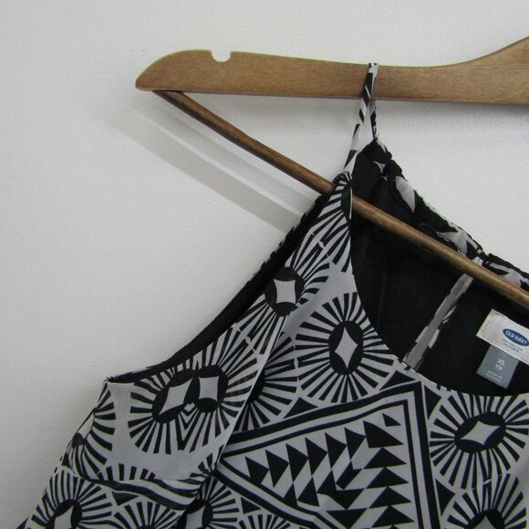 Old Navy Multicolor Tribal Print Halter Maxi Dress Women XS Boho Summer Festival - Picture 8 of 13